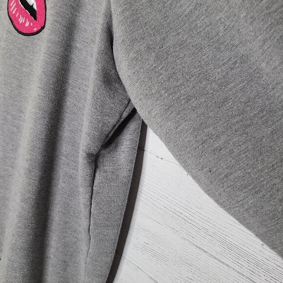 Torrid Rebel Wilson Gray Patchwork Sweatshirt‎ Size 1 - Picture 5 of 12
